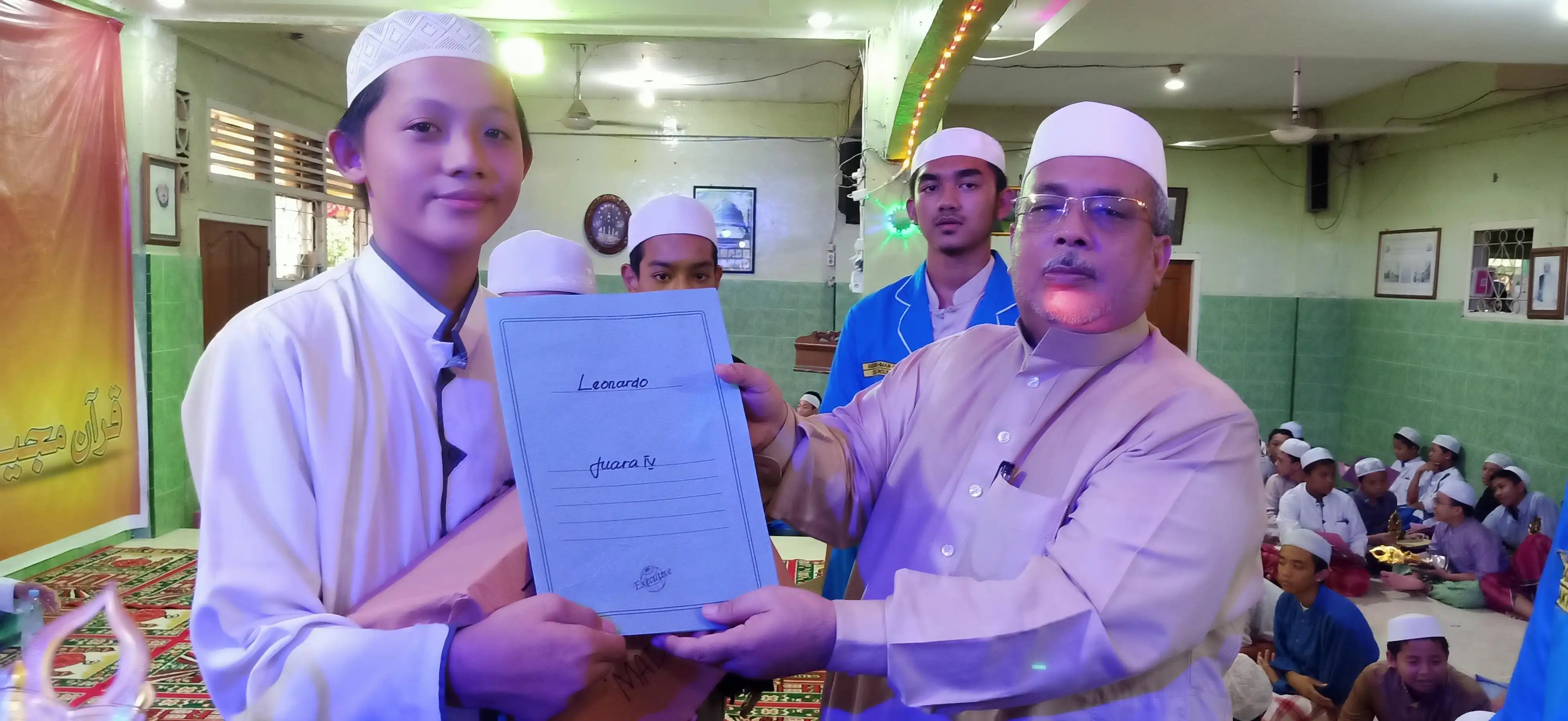 Pembagian Hadiah 102